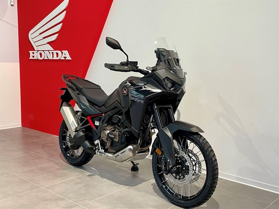 Honda CRF1100L Africa Twin DCT Modell 2024 in Neunkirchen Siegerland