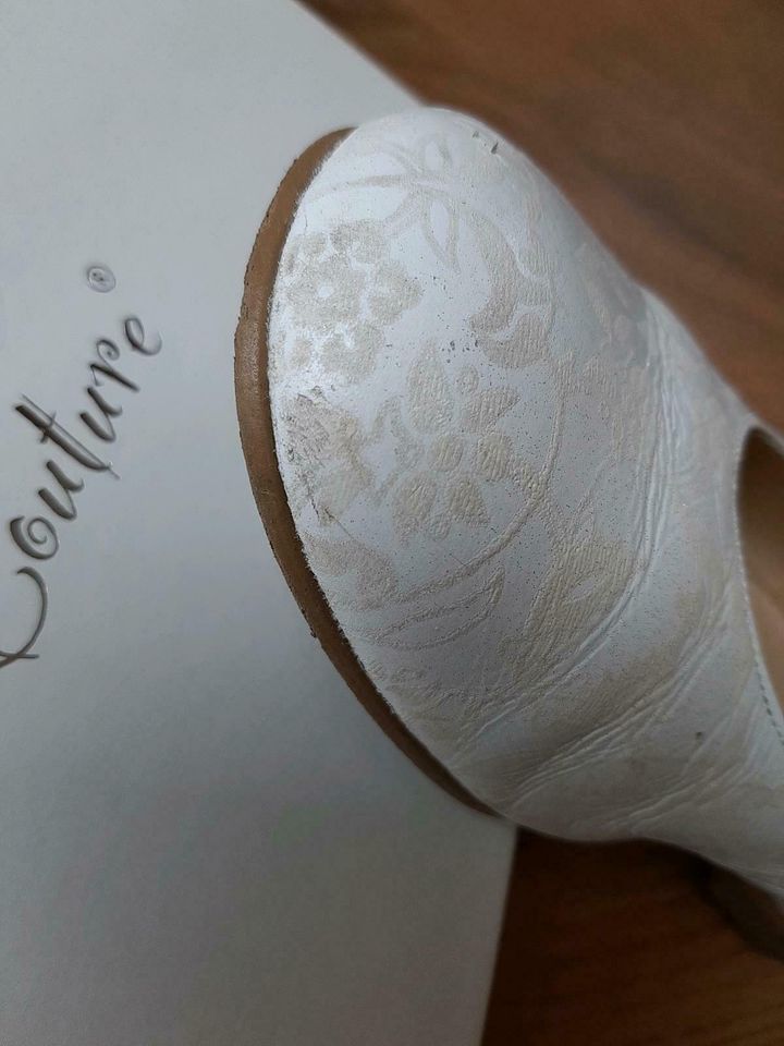 UHC Kommunion Mädchen Schuhe Ballerinas weiß Creme Gr.34 festlich in Duisburg