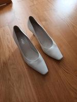 Högl Brautschuhe Größe 38 (5) Berlin - Rudow Vorschau