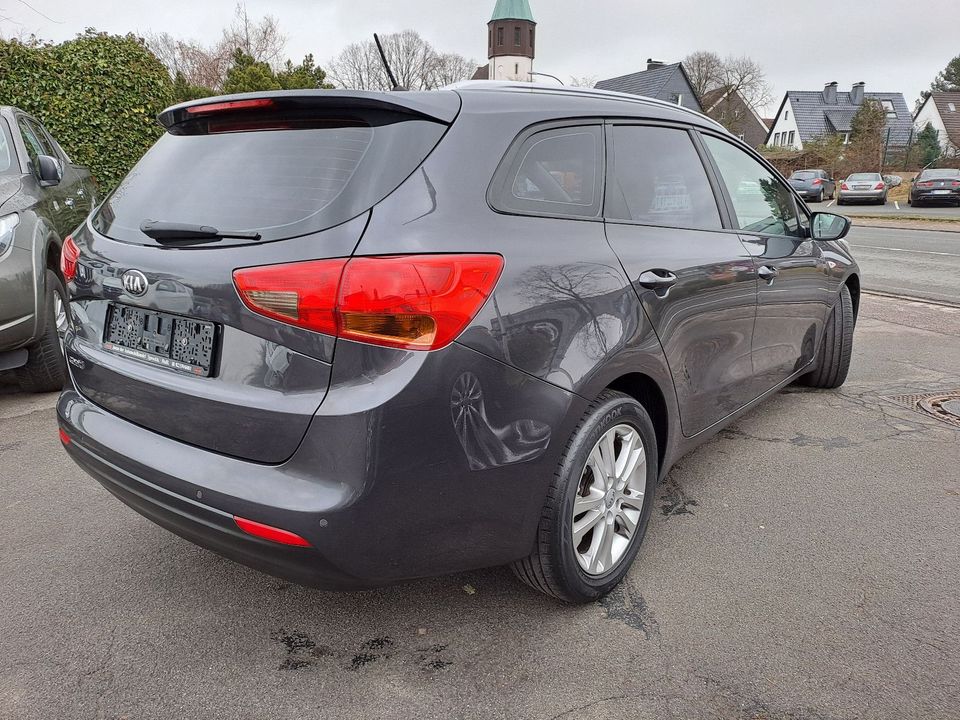 Kia Ceed Sportswagon Edition 7 *Klima*SHZ*LHZ*PDC* in Sprockhövel