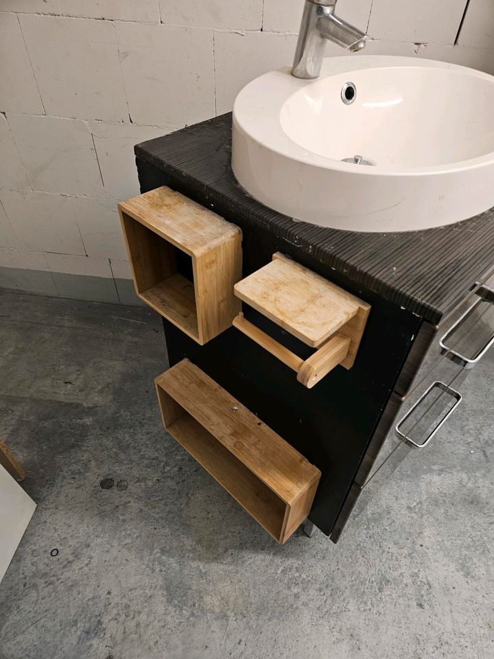 Waschbecken mit Unterschrank 3 Schubladen in Stuttgart