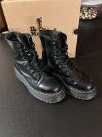 Dr. Martens, Gr. 39, Jadon, Plateaustiefel, Lederstiefel Bayern - Waffenbrunn Vorschau
