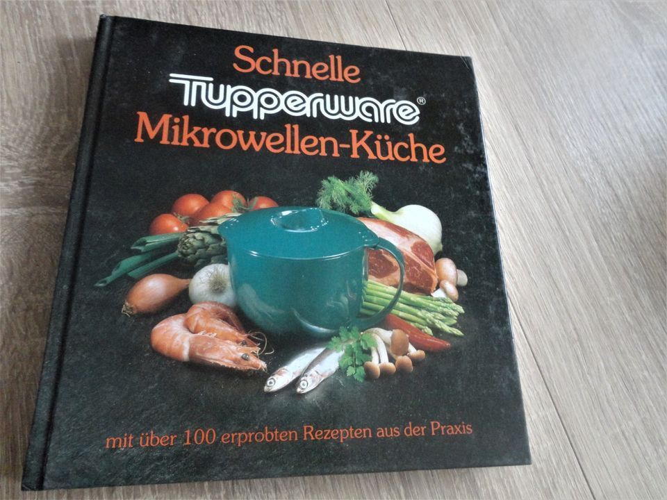4 Stk. Bücher, Tupperware Rezepte,Vollwertküche,Salate Desserts+ in Bischofswerda