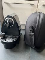 Nespresso-Maschine mit Reisetasche Nordrhein-Westfalen - Korschenbroich Vorschau