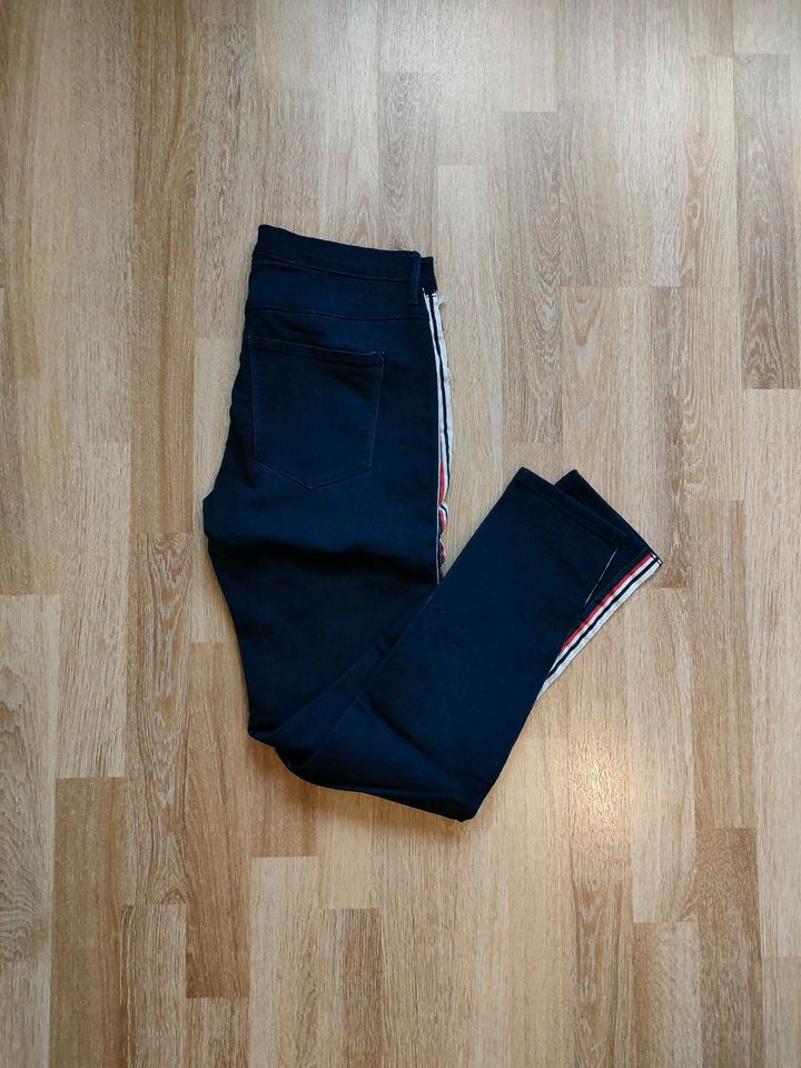 Only Jeans, Größe L/32 in Herford