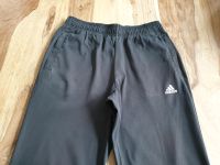 Adidas! Jogginghose! Gr. M! Reißverschlusstaschen! Herren/Jungen! Bayern - Oettingen in Bayern Vorschau