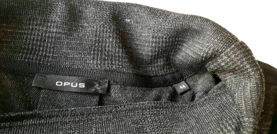 "OPUS  - Sweatshirt  " ,Schwarz, Gr. 44,NEUWERTIG ❗ in Bad Wildungen