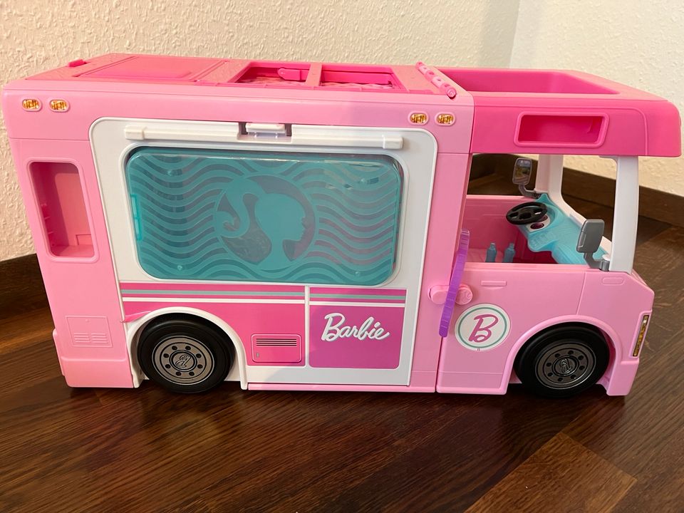 Barbie 3 in 1 Camper Wohnmobil in Kreuzau