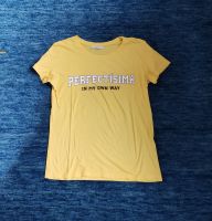 Pull & Bear T-Shirt Gr. M in gelb Bochum - Bochum-Mitte Vorschau