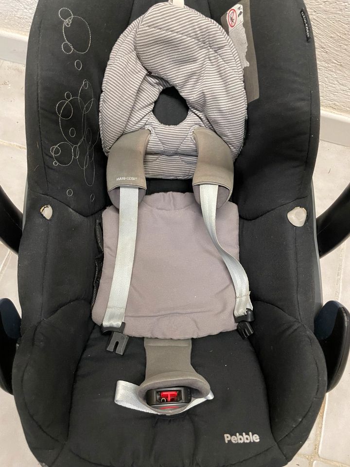 Kindersitz Autositz Babyschal Maxi Cosi Sommerbezug in Lauffen