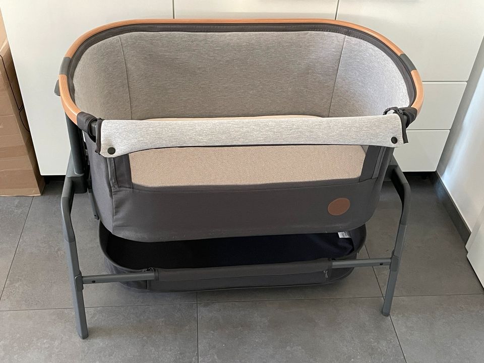 MaxiCosi Iora Essential Babybett Beistellbett Reisebett Graphite in Paderborn