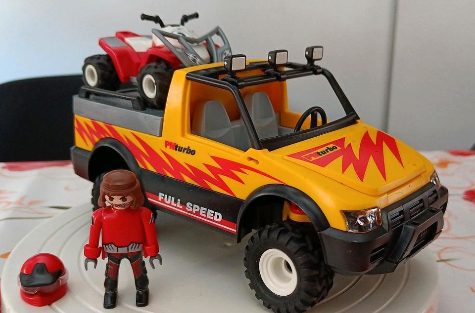 Playmobil Figur Fahrzeug Quad mit Rückziehmotor PM Turbo in Weinbach