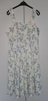Luftiges Sommerkleid Trägerkleid 3XL Weiss blaue Blüten Sachsen - Brandis Vorschau