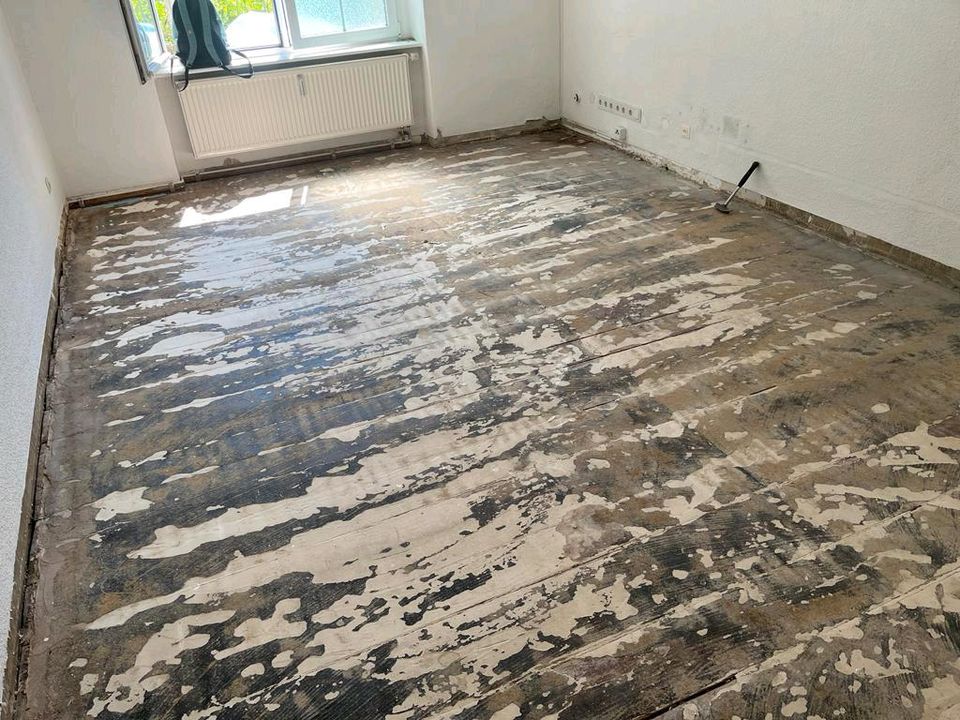 Handwerk für Küchenmontagen Möbelmontagen Sanierung Fußbodenbeläg in Berlin