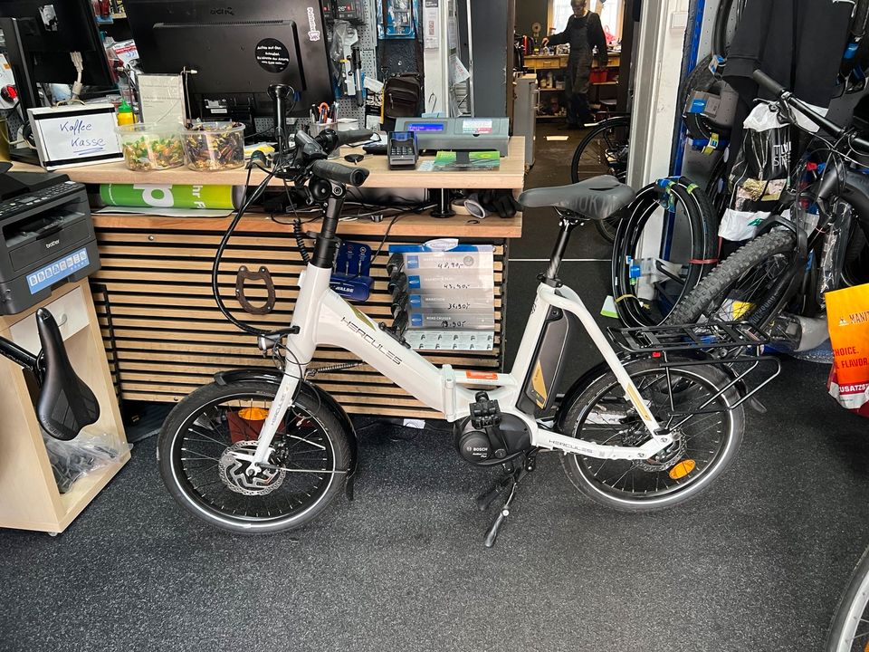 HERCULES ROB FOLD R8  Klapprad e-Bike wie neu Laufleistung 190‘km in Berlin