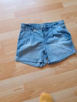 Kurze Hose, Shorts von Only, Größe 26 ,NEU Thüringen - Langenwetzendorf Vorschau