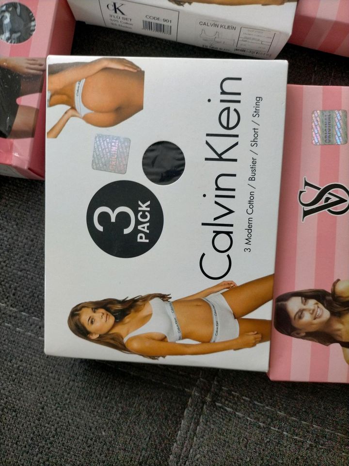 Calvin klein Set Damen in Bremen