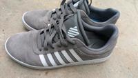 Schuhe K-Swiss 43 Niedersachsen - Drochtersen Vorschau