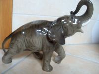 wunderschöner Elefant ~ Porzellan grau ~ Griesbach /Goebel Hessen - Usingen Vorschau