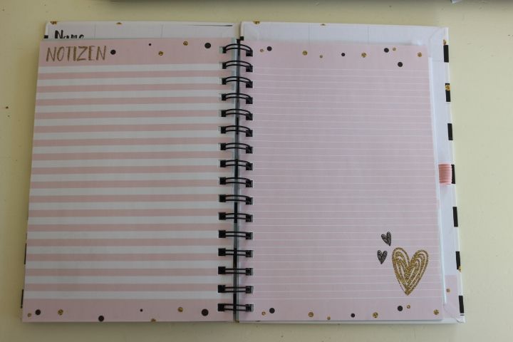 Planer Kalender 2024 ★ Glamour Korsch Verlag NEU schwarz pink in Rellingen
