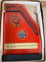 Zither "Jubeltöne" Made in GDR Sachsen - Lengenfeld Vogtland Vorschau