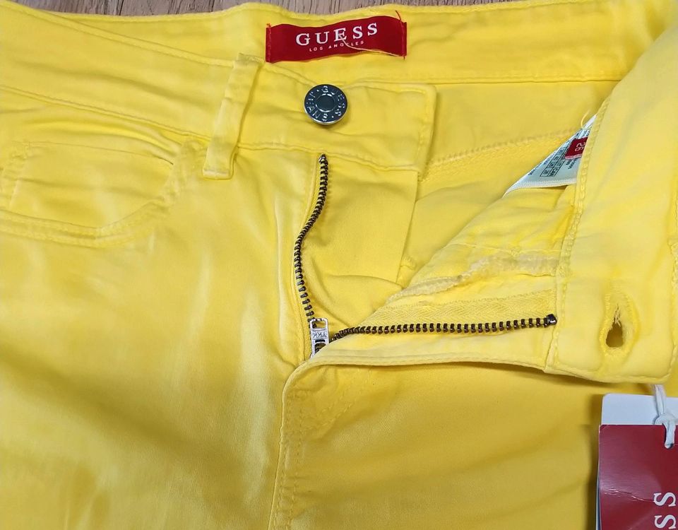 NEU! GUESS Damen gelbe Sommer Hose Baumwolle Gr 34/XS in Weiterstadt