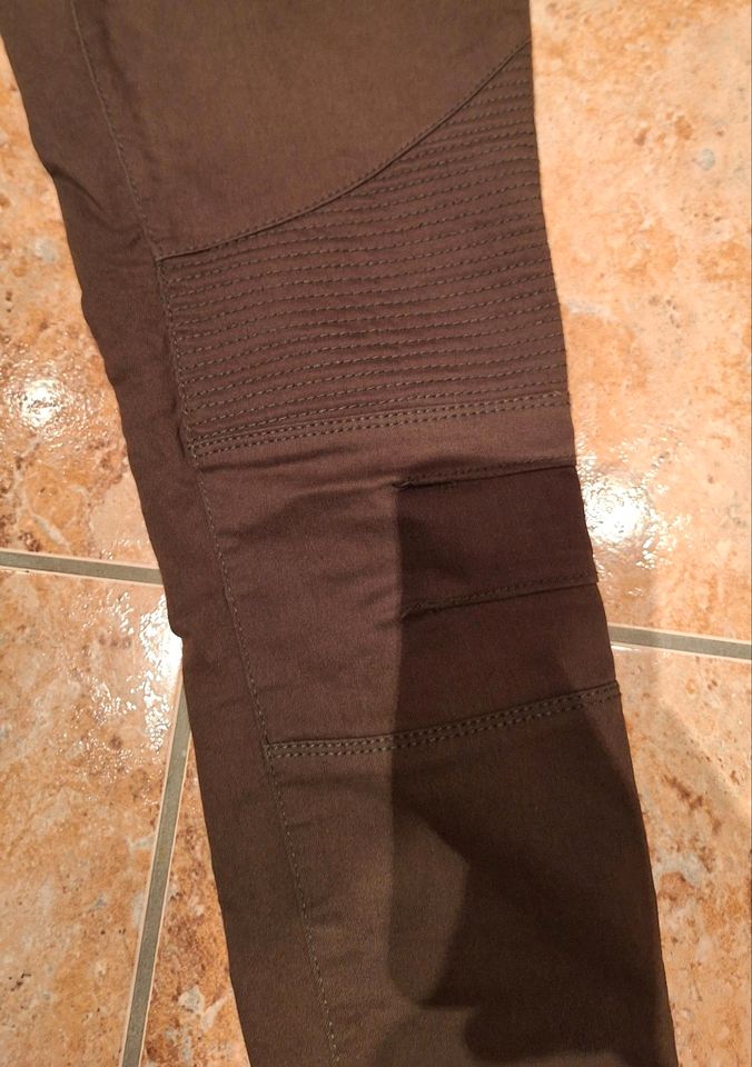 Jeans Hose Khaki in Ellrich