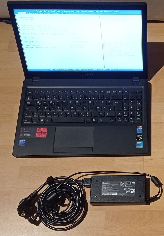 GIGABYTE P15 v2 Gaming Laptop (2015) in Nürnberg (Mittelfr)