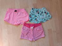 Kleidungspaket mit kurzen Shorts in Größe 110-116 Baden-Württemberg - Rust Vorschau