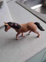 Schleich Connemara Pony Stute 13863 mit Fähnchen unbespielt Rheinland-Pfalz - Gönnersdorf Vorschau