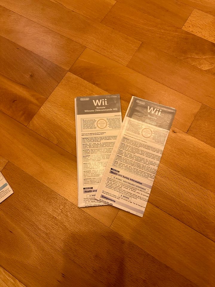 Nintendo Wii Anleitung Handbuch Remote Nunchuk Kurzanleitung 2007 in Raesfeld