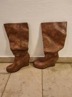 Damen Stiefel Keilabsatz 40 braun Berlin - Köpenick Vorschau