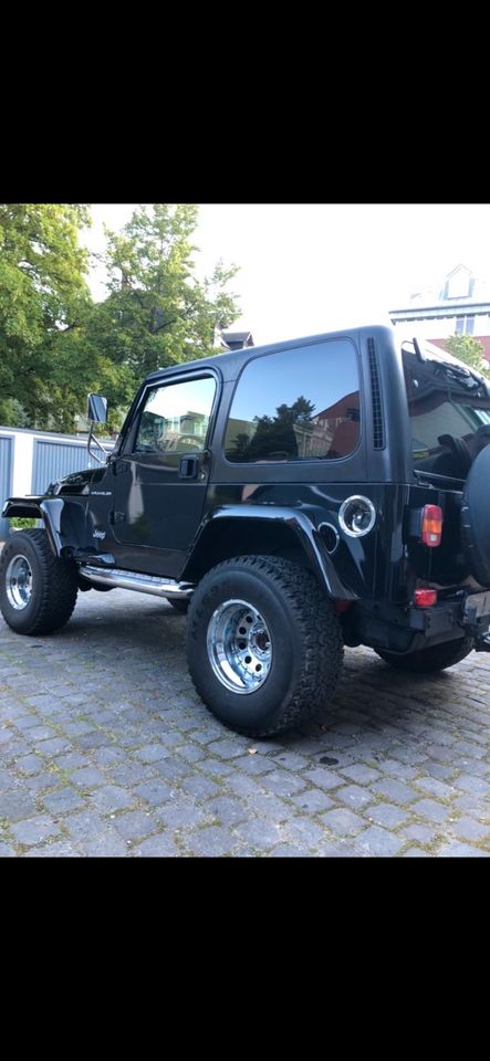 JEEP WRANGLER 4.0 SCHWARZ TOP ZUSTAND VERKAUF ODER TAUSCH‼️‼️ in Heilbronn