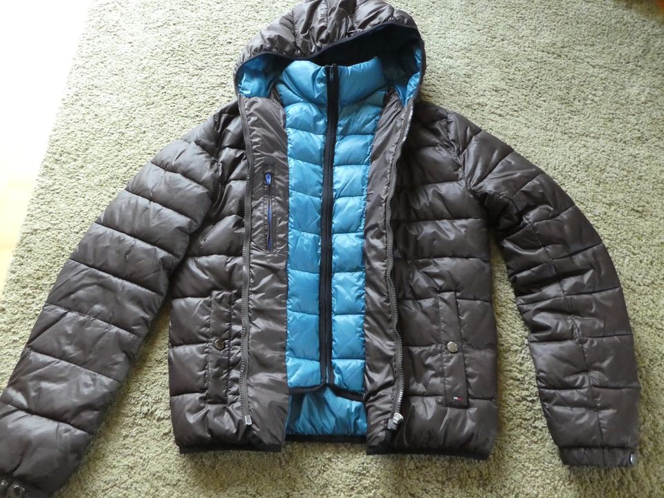 HILFIGER Jacke Herren Thermojacke Gr. M braun/grau/ blau Übergang in Bad Zwischenahn