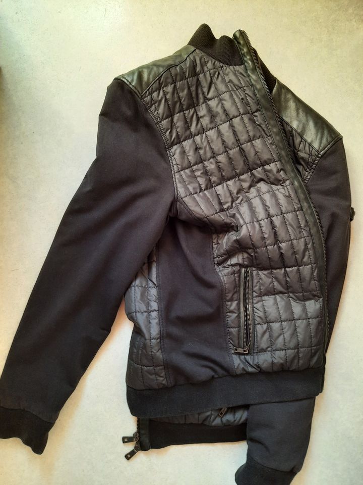 Lagerfeld Jacke Übergangsjacke Gr. L/XL top Zustand in Berlin