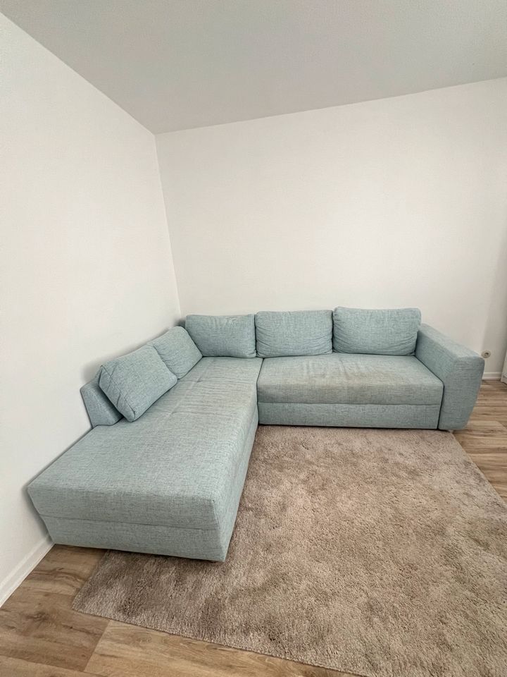 Couch/Schlafsofa in Offenbach