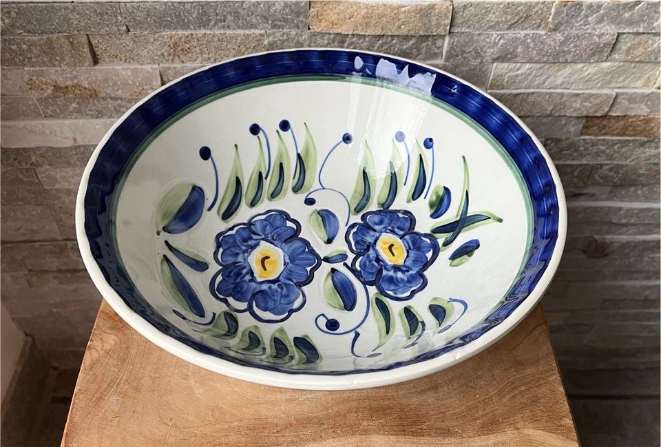 Vintage große blau weiße Salatschüssel Claudio Bernini  Keramik in Großefehn