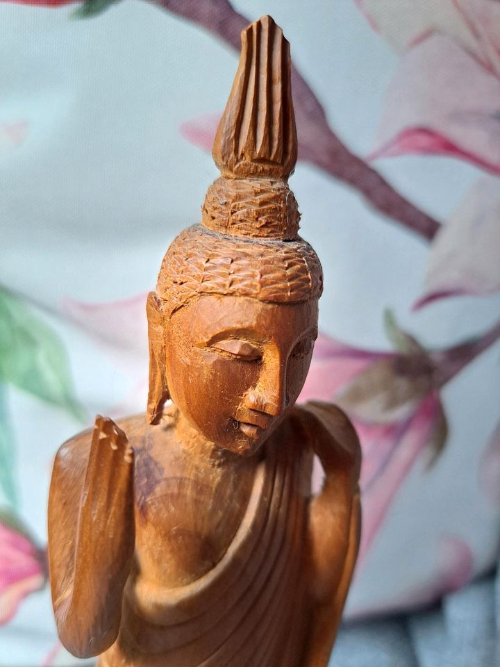Buddha – Holz – geschnitzt / Sri Lanka in Villingen-Schwenningen