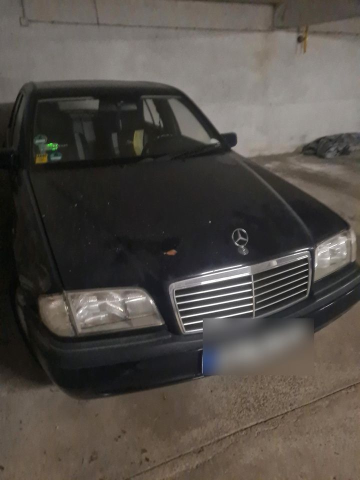 Mercedes C180 1.8 Benzin Schiebedach 122 PS Baujahr 1994 in Stephanskirchen