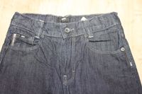 Hugo Boss Jeans Slim fit, dunkelblau neuwertig, Gr. 10 J.(140) Berlin - Tempelhof Vorschau