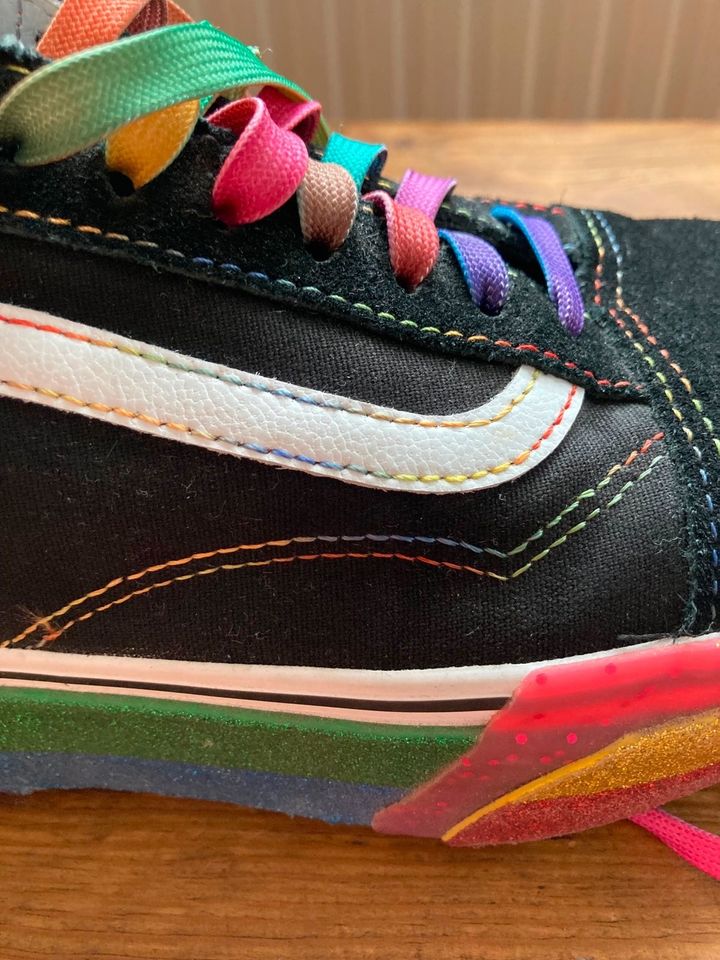 Vans Glitter Regenbogen Größe 39 in Berlin