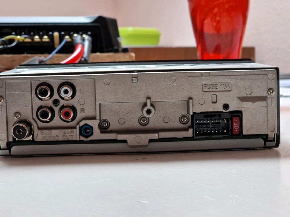 Sony DSX-A410BT Bluetooth USB Autoradio in Elsfleth