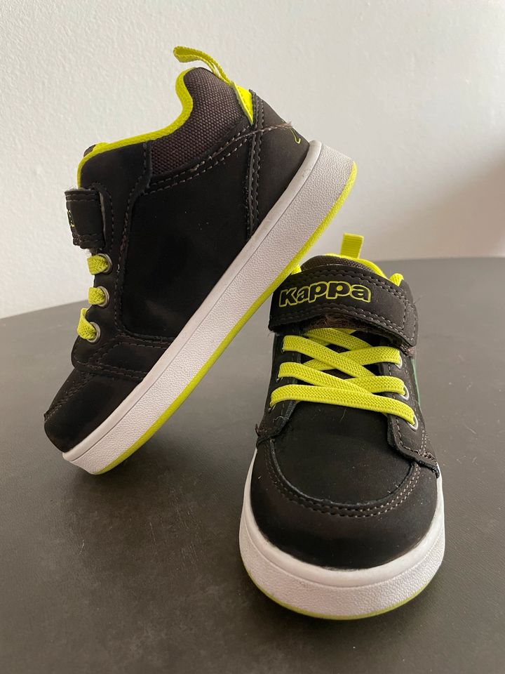 Babyschuhe Sneaker KAPPA Gr.23 in München