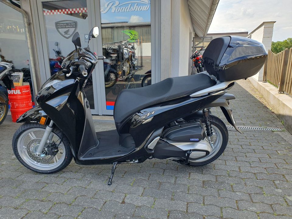 Honda SH350i Neufahrzeug auf Lager in Königswinter