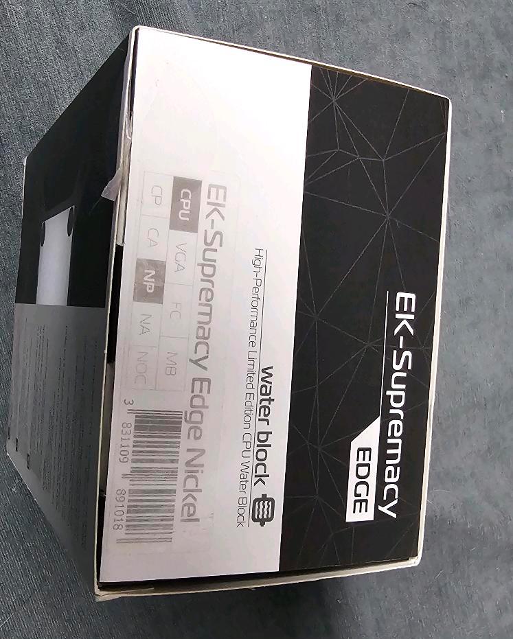 EK Supremacy EDGE Nickel - Limited Edition xxx/100 - AM4, LGA1700 in Essen