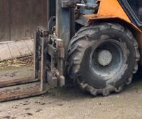Hydraulischer Seitenschieber v.4t Gabelstapler FEM III Berlin - Zehlendorf Vorschau