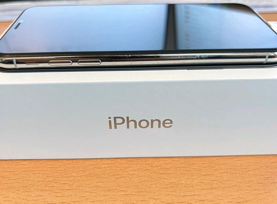 IPhone XS Apple Smartphone i phone Handy 256 GB in Wesel