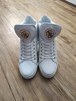 Sneaker von Guess Bayern - Dingolfing Vorschau