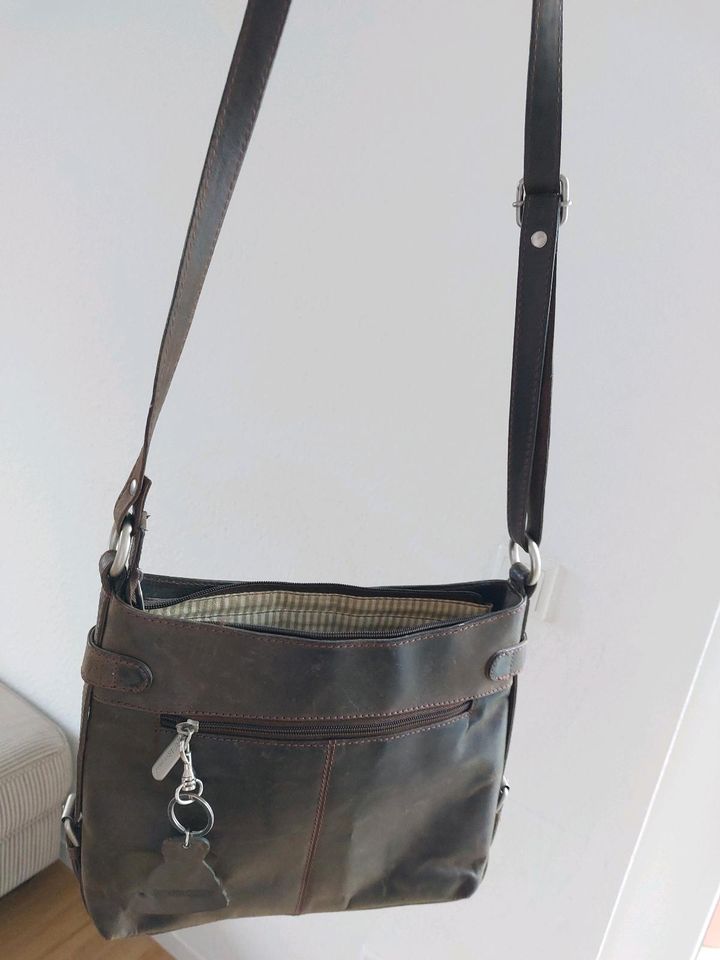 Schöne Leder Tasche in Dresden