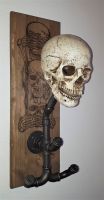 Helmhalter, Bikergarderobe, nichts Sehen Hören Sprechen,Totenkopf Bayern - Vohenstrauß Vorschau